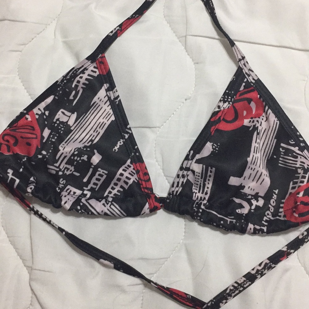BRAND NEW BATHING SUIT TOP